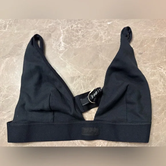 SKIMS COTTON RIB PLUNGE BRALETTE - Picture 4 of 11